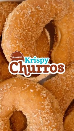 Beignets Krispy Churros saupoudrés de sucre, spécialité sucrée disponible chez Krispy Kreme - CC Qwartz.