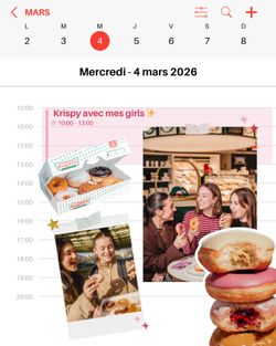 Boîte de doughnuts variés accompagnée de trois personnes dégustant des pâtisseries dans un café.